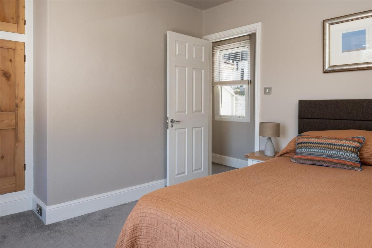 Gulls Rest - Charming Cottage In The Heart Of Historic Dartmouth Exterior foto